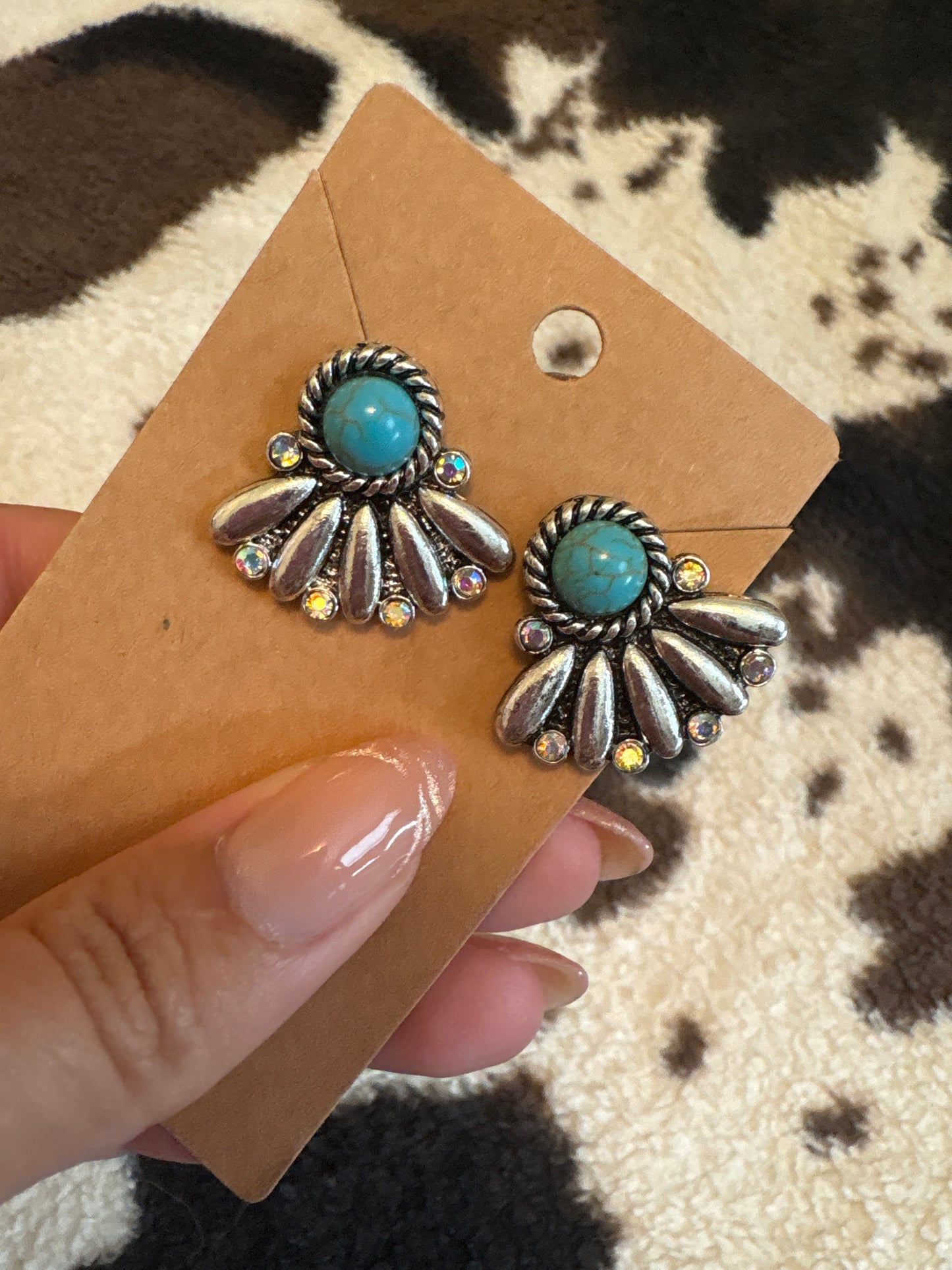 ✨ Turquoise Fan Stud Earrings